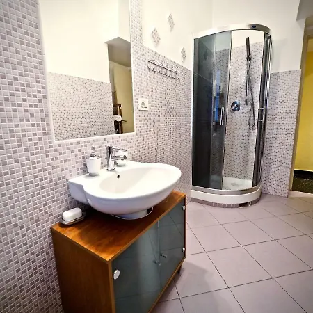 Comoda E Silenziosa Casa Capri Sopra Il Porto Διαμέρισμα *