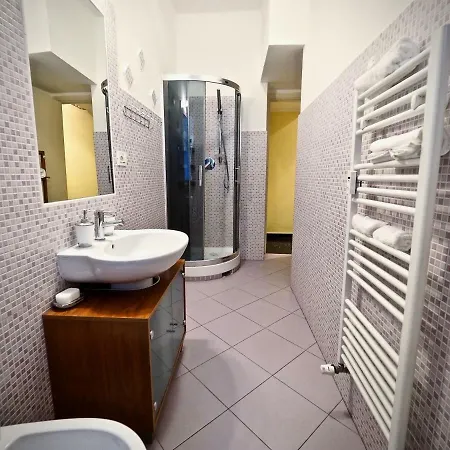 Comoda E Silenziosa Casa Capri Sopra Il Porto *